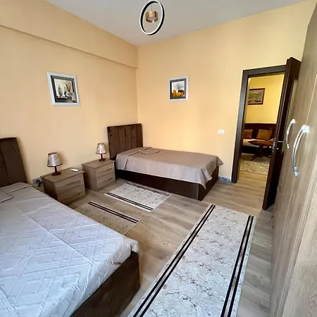 Casa Rita - Center Тирана